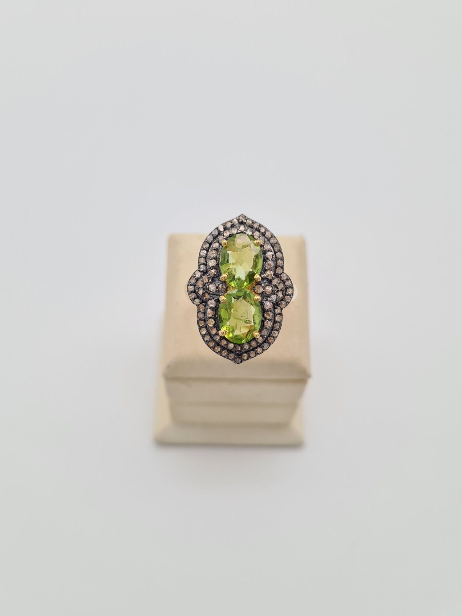 Peridot Yüzük