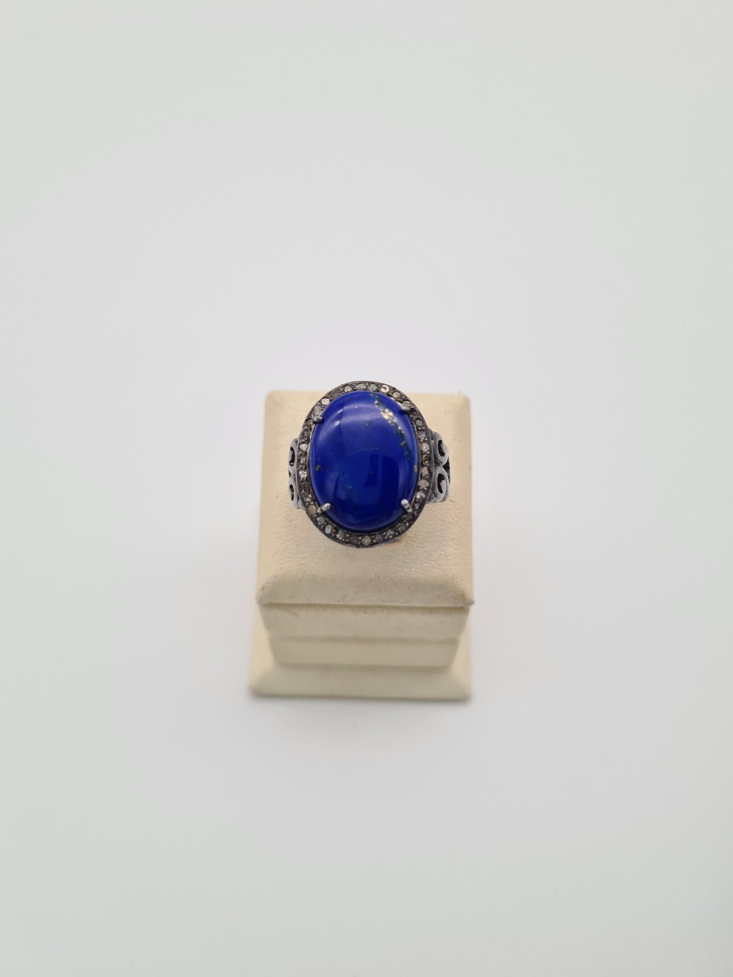 Lapis Yüzük