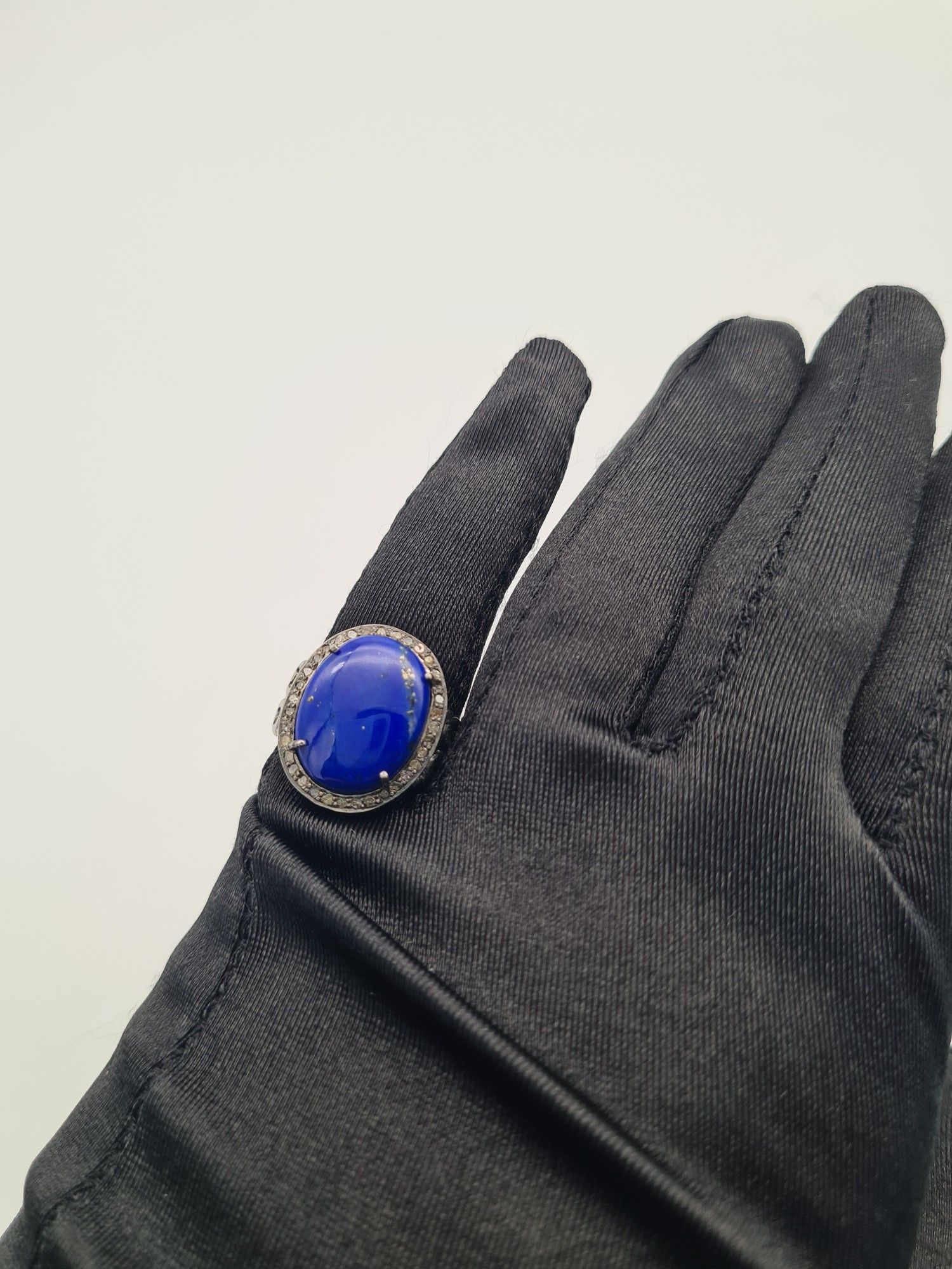 Lapis Yüzük 2