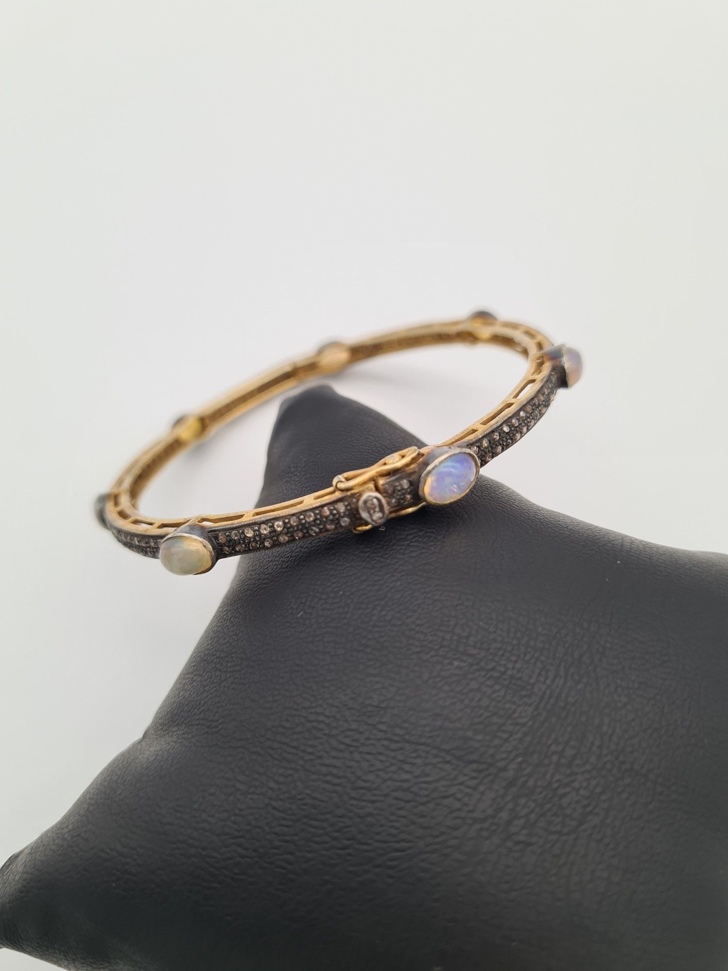 Opal ve Elmas Bilezik 3