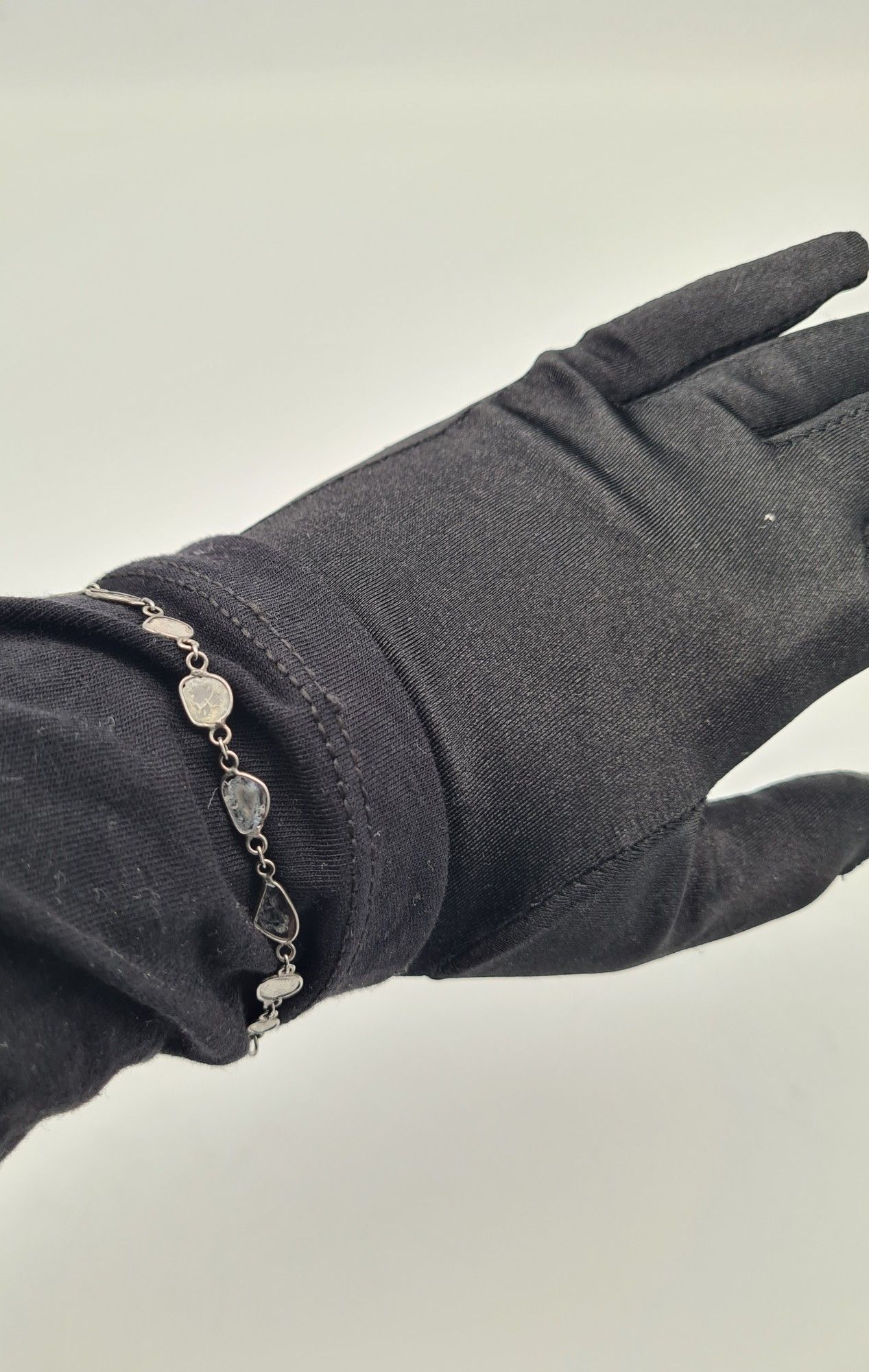 Düz Kesim İnce Elmas Bileklik 2