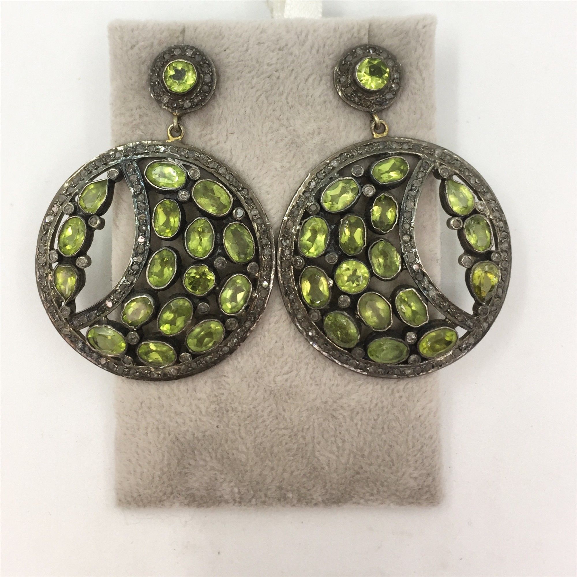 Peridot Küpe